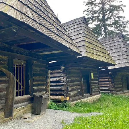 Wellness Drevenica Dağ evi *