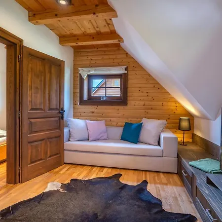 Wellness Drevenica Zuberec, 3 Apartmany, 2 Studia, Tatranske Stity Z Terasy Chalet