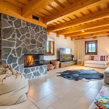 Wellness Drevenica Zuberec, 3 Apartmany, 2 Studia, Tatranske Stity Z Terasy Domek alpejski