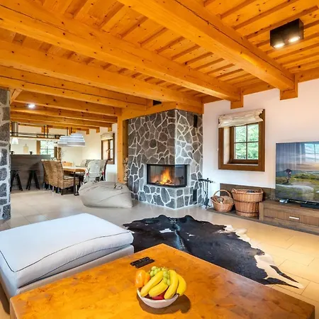 Chalet Wellness Drevenica Zuberec, 3 Apartmany, 2 Studia, Tatranske Stity Z Terasy Zuberec