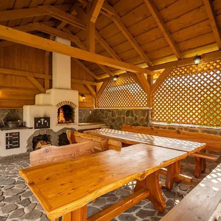 Chalet Wellness Drevenica Zuberec, 3 Apartmany, 2 Studia, Tatranske Stity Z Terasy