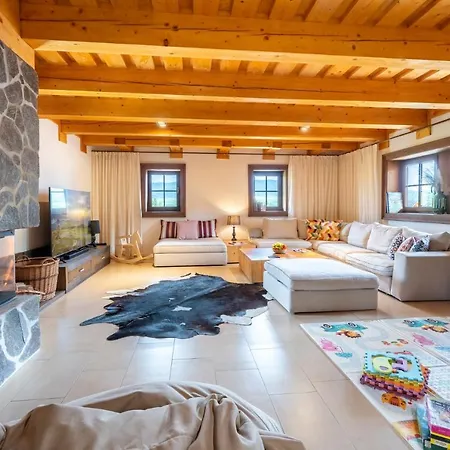 Chalet Wellness Drevenica Zuberec, 3 Apartmany, 2 Studia, Tatranske Stity Z Terasy